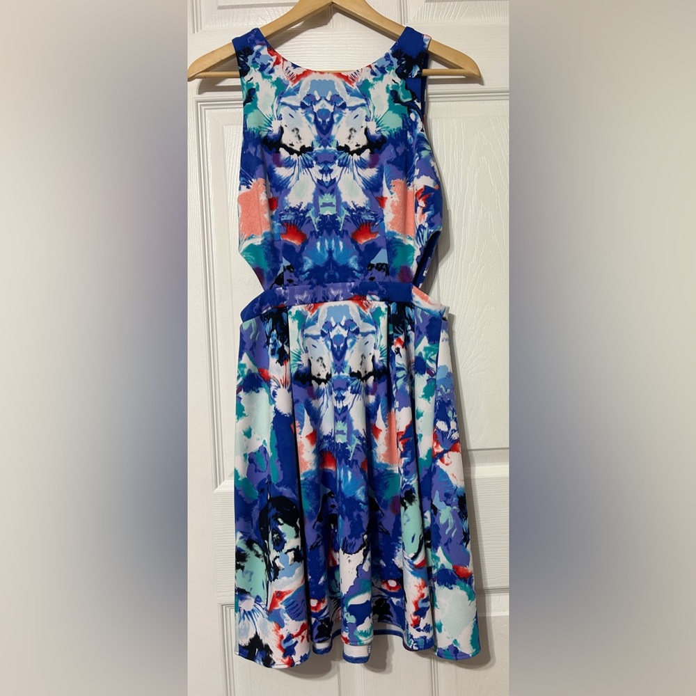 Nicole Miller Blue Floral Fit N Flare Dress Cut Out Detail Sleeveless Size S